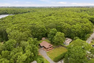 219 Pelletier Ln, Tiverton, RI 02878 - Photo 38