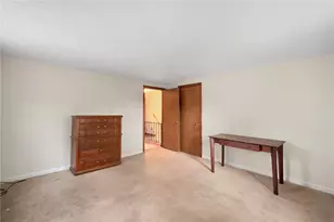 145 Oak Crest Dr, East Providence, RI 02915 - Photo 18