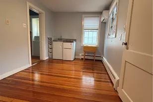 17 Constitution St, Bristol, RI 02809 - Photo 4