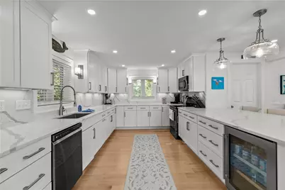 48 Therien Road, Portsmouth, RI 02871 - Photo 10