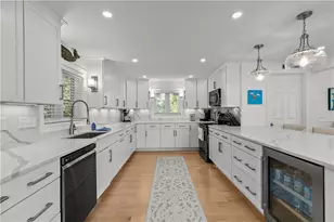 48 Therien Rd, Portsmouth, RI 02871 - Photo 10