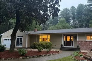 3720 Division Rd, East Greenwich, RI 02818 - Photo 2
