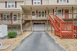 43 High St, Northbridge, MA 01588 - Photo 2