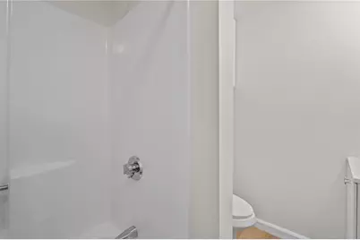 43 High Street, Northbridge, MA 01588 - Photo 16