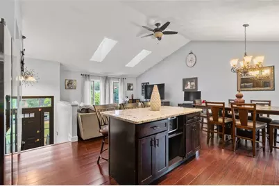2372 Diamond Hill Road, Cumberland, RI 02864 - Photo 18
