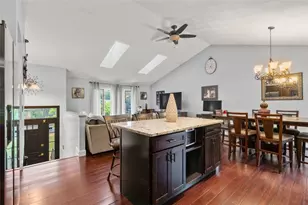 2372 Diamond Hill Rd, Cumberland, RI 02864 - Photo 18
