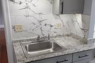 218 Waterman St, Providence, RI 02906 - Photo 6