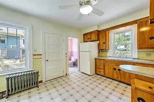 20 Summit Ave, Providence, RI 02906 - Photo 18