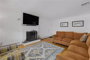7 Ledgemont Dr, Warwick, RI 02886 - Photo 20