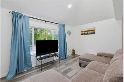 1703 Crandall Road, Tiverton, RI 02878 - Photo 10