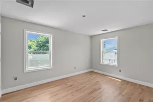 37 Murray St, Providence, RI 02909 - Photo 12
