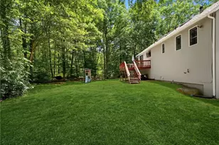 768 Weaver Hill Rd, Coventry, RI 02816 - Photo 8