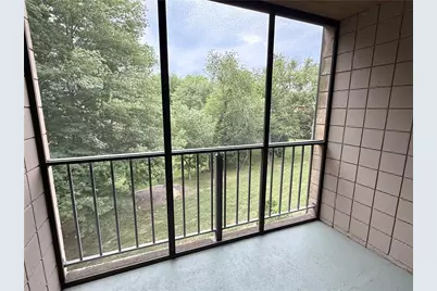 650 East Greenwich Avenue #302, West Warwick, RI 02893 - Photo 14