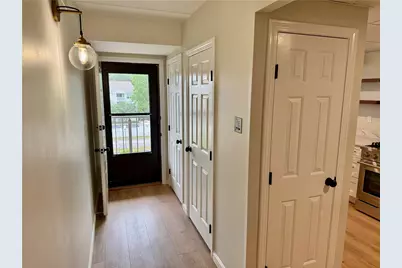 650 East Greenwich Avenue #302, West Warwick, RI 02893 - Photo 4