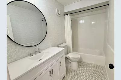 650 East Greenwich Avenue #302, West Warwick, RI 02893 - Photo 18