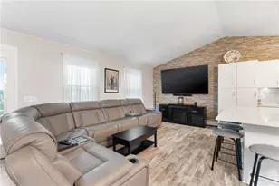11 Damian Ct, North Providence, RI 02911 - Photo 8