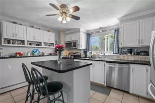 157 New St, North Providence, RI 02904 - Photo 10