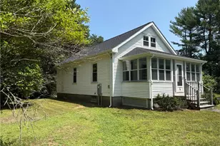 52 Carpenter St, Seekonk, MA 02771 - Photo 1