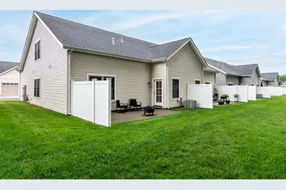 73 West Valley Circle, West Warwick, RI 02893 - Photo 2