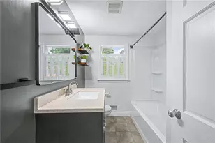 117 Larchmont Rd, Warwick, RI 02886 - Photo 20