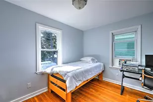 15 Bow St, Cranston, RI 02905 - Photo 24