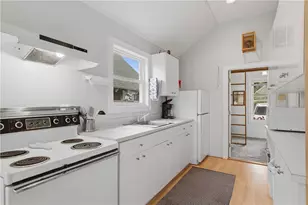 64 Burnside Ave, Narragansett, RI 02882 - Photo 12