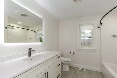 8 Barnes Street, Smithfield, RI 02828 - Photo 22