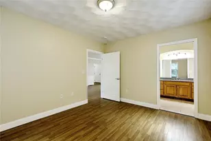 70 Turner St, Warwick, RI 02886 - Photo 16