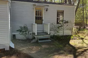 27 Leisure Way, Coventry, RI 02816 - Photo 2