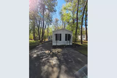 27 Leisure Way, Coventry, RI 02816 - Photo 1