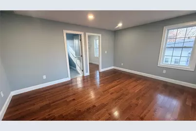35 Hurley Avenue, Pawtucket, RI 02860 - Photo 8