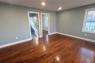 35 Hurley Ave, Pawtucket, RI 02860 - Photo 8