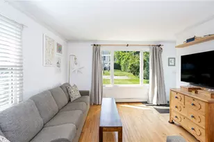 12 Ellen St, Bristol, RI 02809 - Photo 8