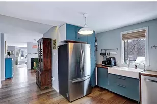 38 Pleasant St, Providence, RI 02906 - Photo 10