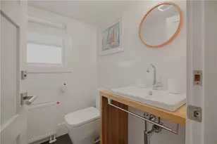 59 Houston Ave, Newport, RI 02840 - Photo 24