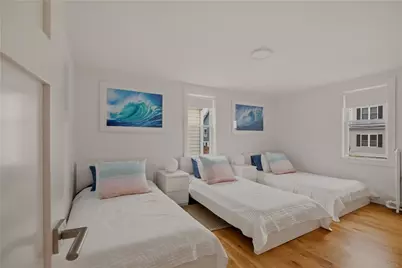 59 Houston Avenue, Newport, RI 02840 - Photo 16