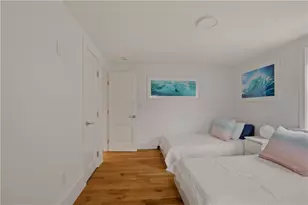 59 Houston Ave, Newport, RI 02840 - Photo 18