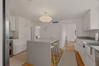59 Houston Avenue, Newport, RI 02840 - Photo 6