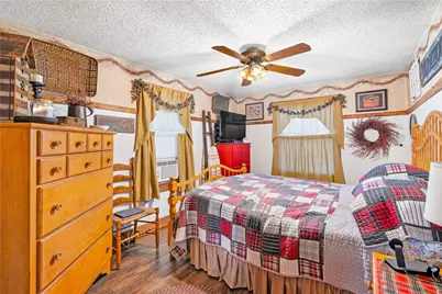 321 West Forest Avenue, Pawtucket, RI 02860 - Photo 16