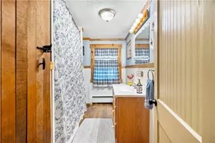321 W Forest Ave, Pawtucket, RI 02860 - Photo 22