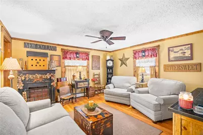 321 West Forest Avenue, Pawtucket, RI 02860 - Photo 6