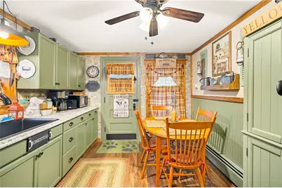 321 West Forest Avenue, Pawtucket, RI 02860 - Photo 10