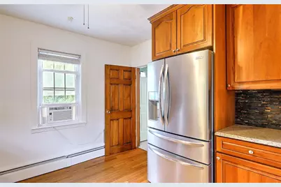 140 Lexington Avenue, North Providence, RI 02904 - Photo 12