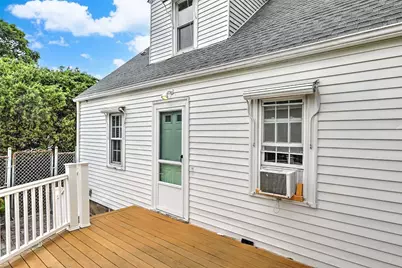 140 Lexington Avenue, North Providence, RI 02904 - Photo 38