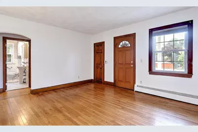 140 Lexington Avenue, North Providence, RI 02904 - Photo 8