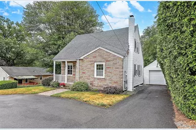 140 Lexington Avenue, North Providence, RI 02904 - Photo 4