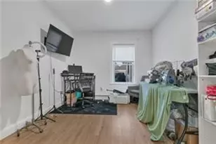215 Kenyon Ave, Pawtucket, RI 02861 - Photo 18