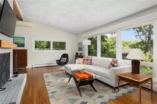 10 Guzeika Rd, North Kingstown, RI 02852 - Photo 8