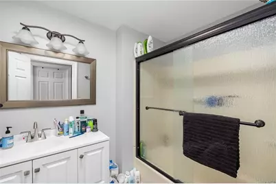 82 Burnside Avenue, Newport, RI 02840 - Photo 20