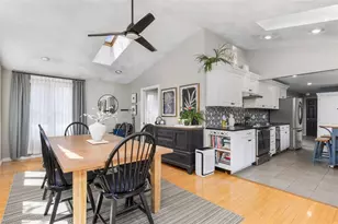 50 Fairview Ave, West Warwick, RI 02893 - Photo 10